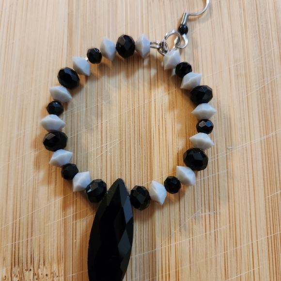 Hand Crafted Black and Gray Beaded Hoop Earrings Pierced Dangle Crystals - Picture 3 of 5